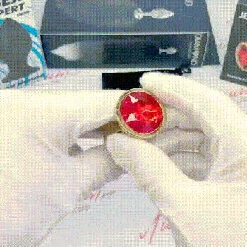 Помогут подготовиться к анальному сексу. Видеообзор