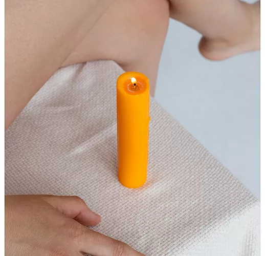 Набор из 2 низкотемпературных БДСМ-свечей Wax Play "To Heat Up" для тактильной практики