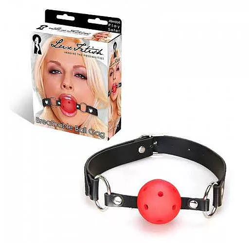 Кляп-шарик на ремне с возможностью дышать