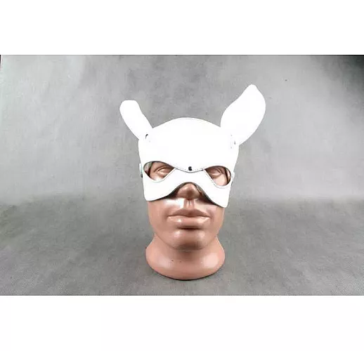Белая кожаная маска на верхнюю часть лица "Е-РАБбит"
