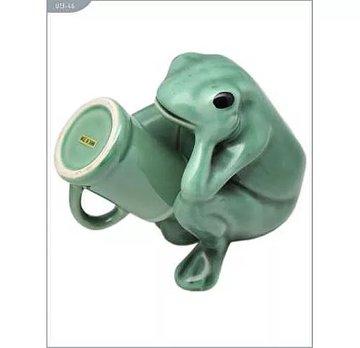 Сувенир - "Лягушка со стопкой"