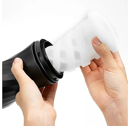 Большой мастурбатор Tenga "Air-Tech Twist Tickle" с упругим рельефом и регулируемой степенью сжатия