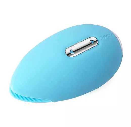 Голубой вибростимулятор клитора Candy с эффектом "поцелуя рыбки"