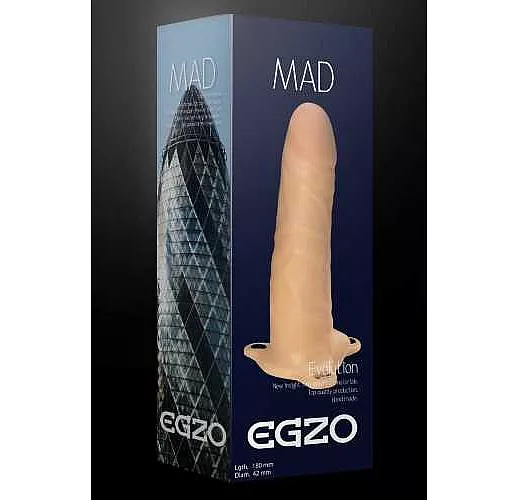 Полый фаллоимитатор MAD на регулируемых ремешках - 18 см.