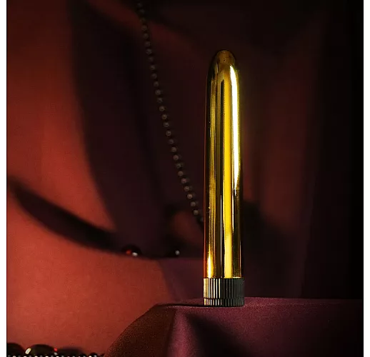 Классический золотистый многоскоростной гладкий вибромассажер Gopaldas Super Slick - 17 см.