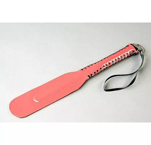 Двухцветная хлопушка из лакированной кожи - 33 см.