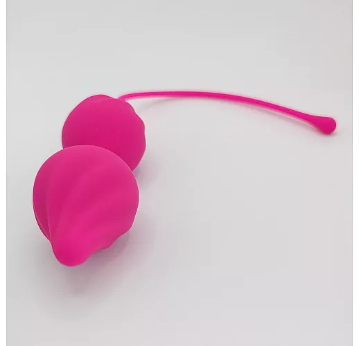 Гладкие силиконовые вагинальные шарики "Cosmo" со смещенным центром тяжести - 60 грамм, ⌀ 3 см.