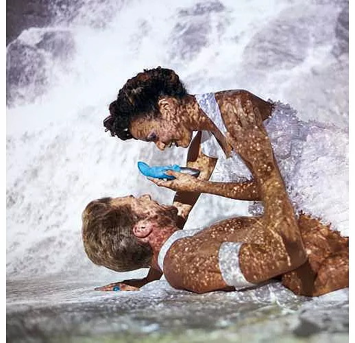 Бирюзовый вибратор Abby G с загнутым кончиком - 18,9 см.