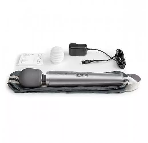 Серебристый массажёр-жезл le Wand с 20 режимами вибрации