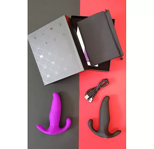 Фиолетовый вибромассажер HOOK с ротацией шариков внутри - 13,3 см.