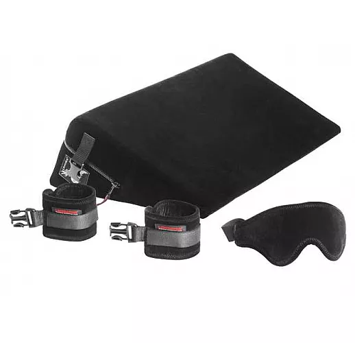 Малая подушка для любви с креплениями и маской Liberator Retail Black Label Wedge из микрофибры