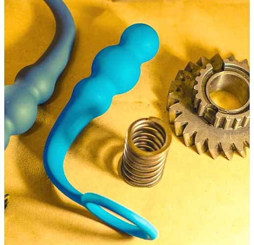 Синий анальный стимулятор Legend из силикона, анатомическим рельефом и эрекционным кольцом - 10 см.